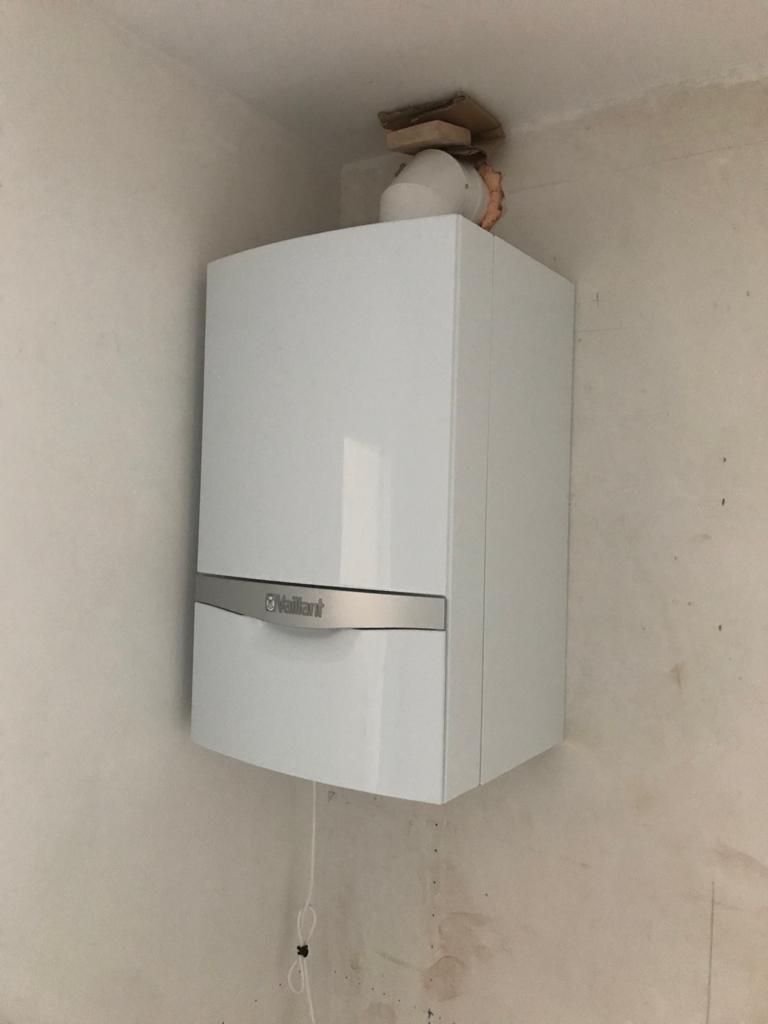 Voor de werken: Efficiënte Verwarming: De Vaillant Ketel Installatie